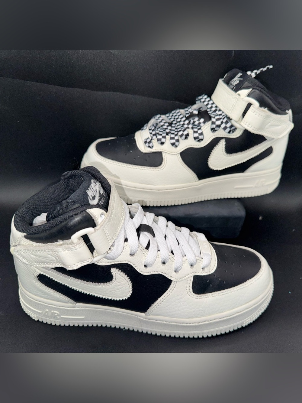 Nike Air Force 1 Mid ‘07 Black White Sneakers Women’s Size 7 DD9625-100